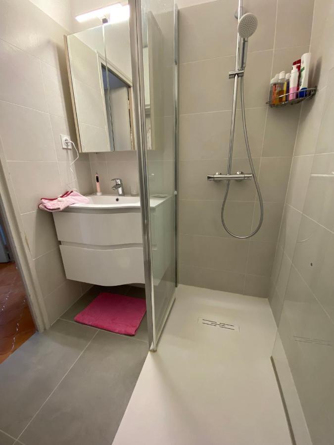 Appartement Cosy A Sanary Plage De Portissol-Climatise-Parking Prive Екстериор снимка